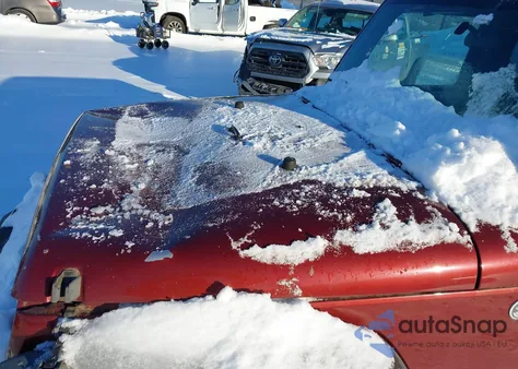 2010 Jeep Wrangler Sport z USA, uszkodzony, nr VIN 1J4AA2D1XAL226251